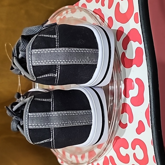 C Heelys Men Launch 20 Wheeled Shoe New without box skateboarding sneakers - Picture 5 of 11